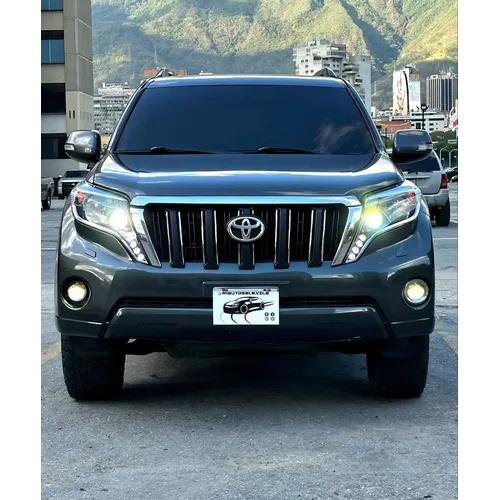 Toyota Land Cruiser Prado TX.L 2015 Gris Caracas