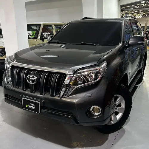 Toyota Land Cruiser Prado 2015 Gris Caracas