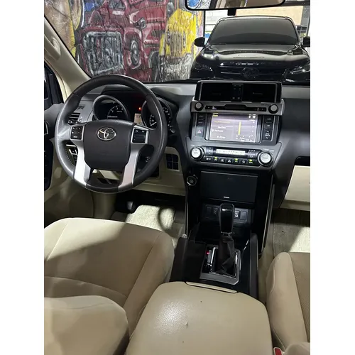 Toyota Land Cruiser Prado 2015 Gris Caracas
