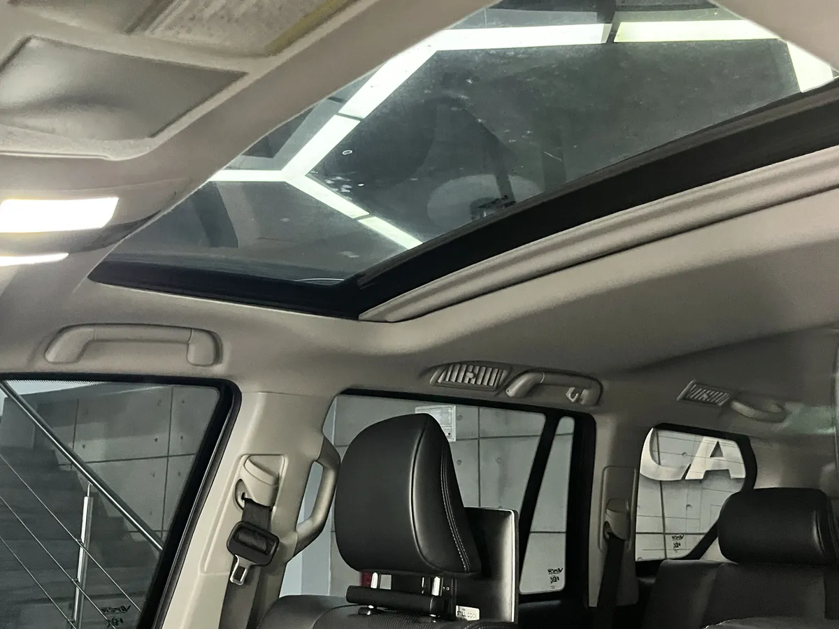 Toyota Land Cruiser Prado Vx 2022 Plateado Caracas