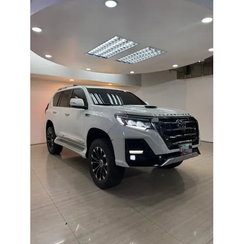 Toyota Land Cruiser Prado VX 2023 Blanco Caracas