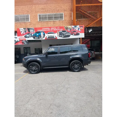 Toyota Land Cruiser Prado VX 2024 Gris Caracas