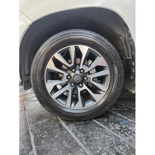 Toyota Land Cruiser Prado VX 2024 Blanco Caracas