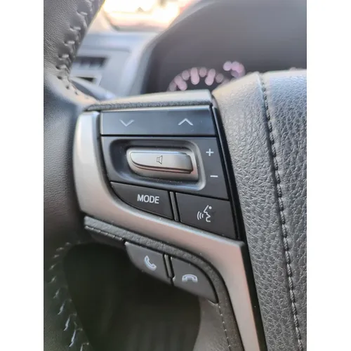 Toyota Land Cruiser Prado VX 2024 Blanco Caracas