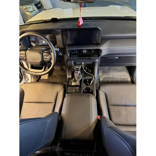 Toyota Land Cruiser Prado VX 2025 Blanco Caracas