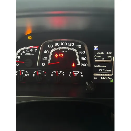 Toyota Land Cruiser S71 2024 Gris Caracas