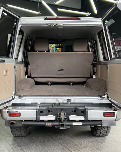 Toyota Land Cruiser 76 LX 2022 Plateado Caracas