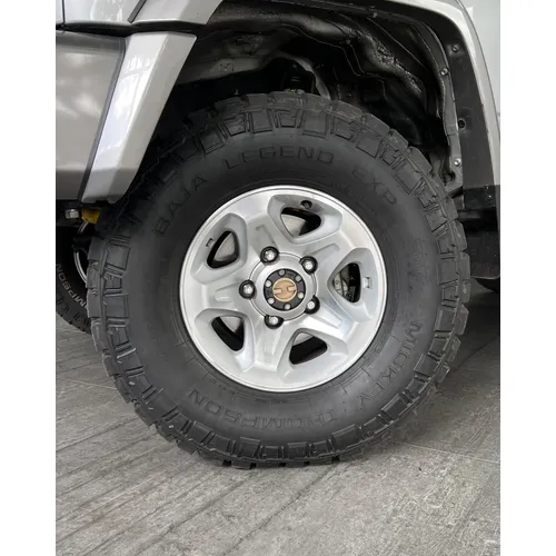 Toyota Land Cruiser 76 LX 2022 Plateado Caracas