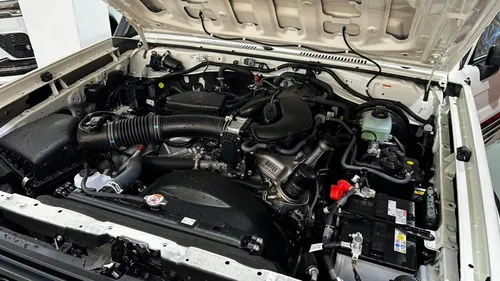 Toyota Land Cruiser S76 2025 Blanco Caracas