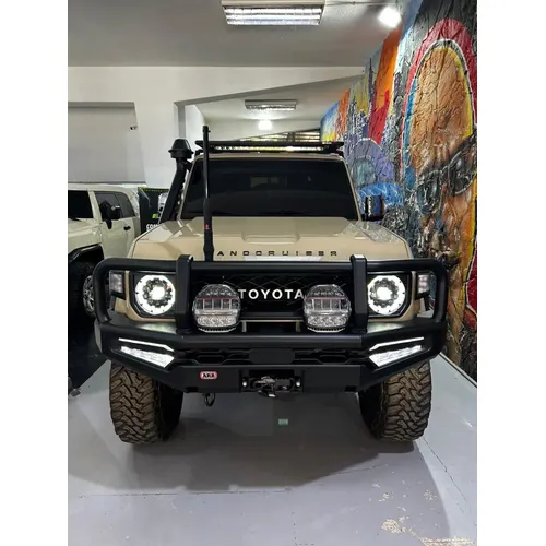 Toyota Land Cruiser S79 2025 Beige Caracas