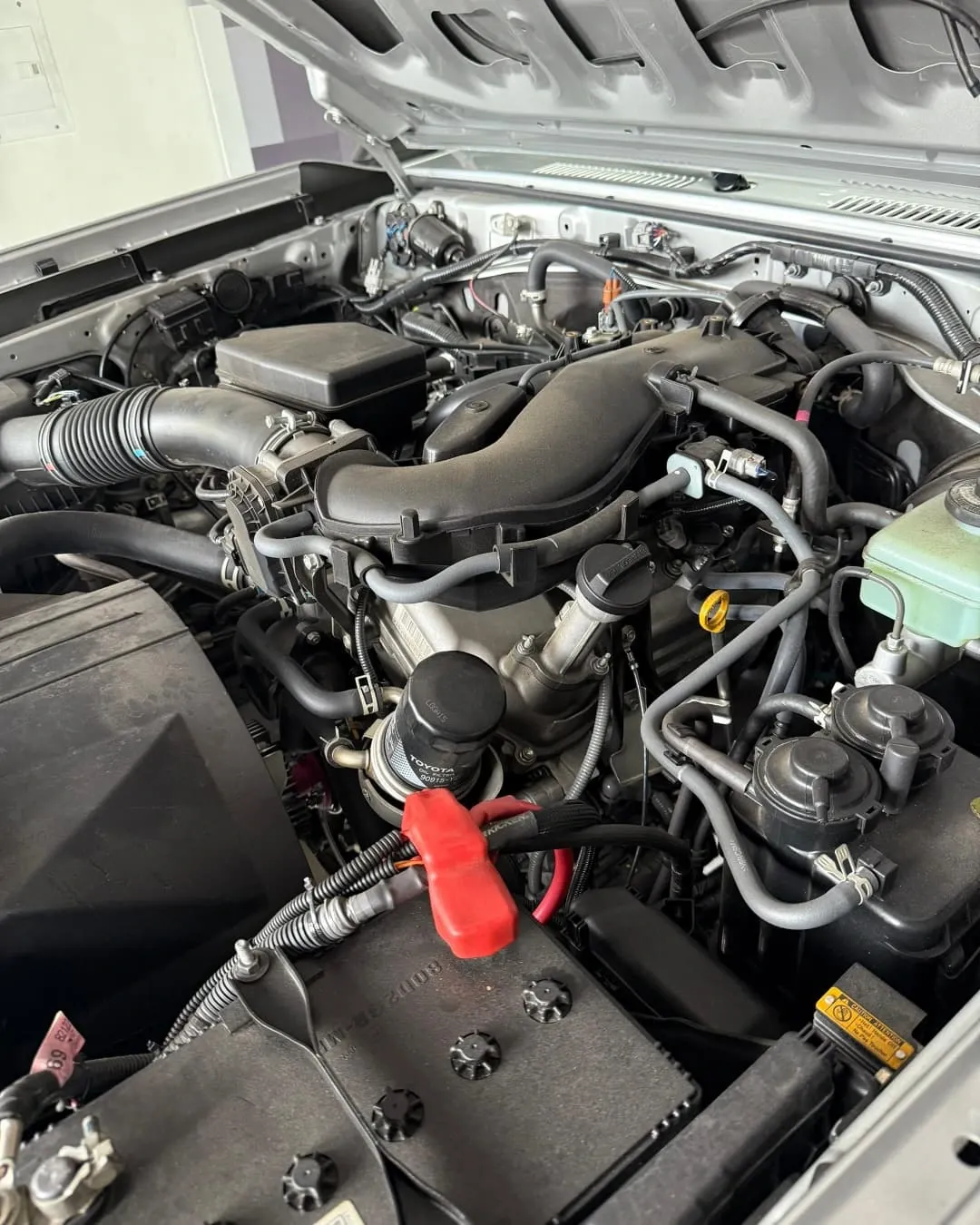 Toyota Land Cruiser S79 año 2024 Plata