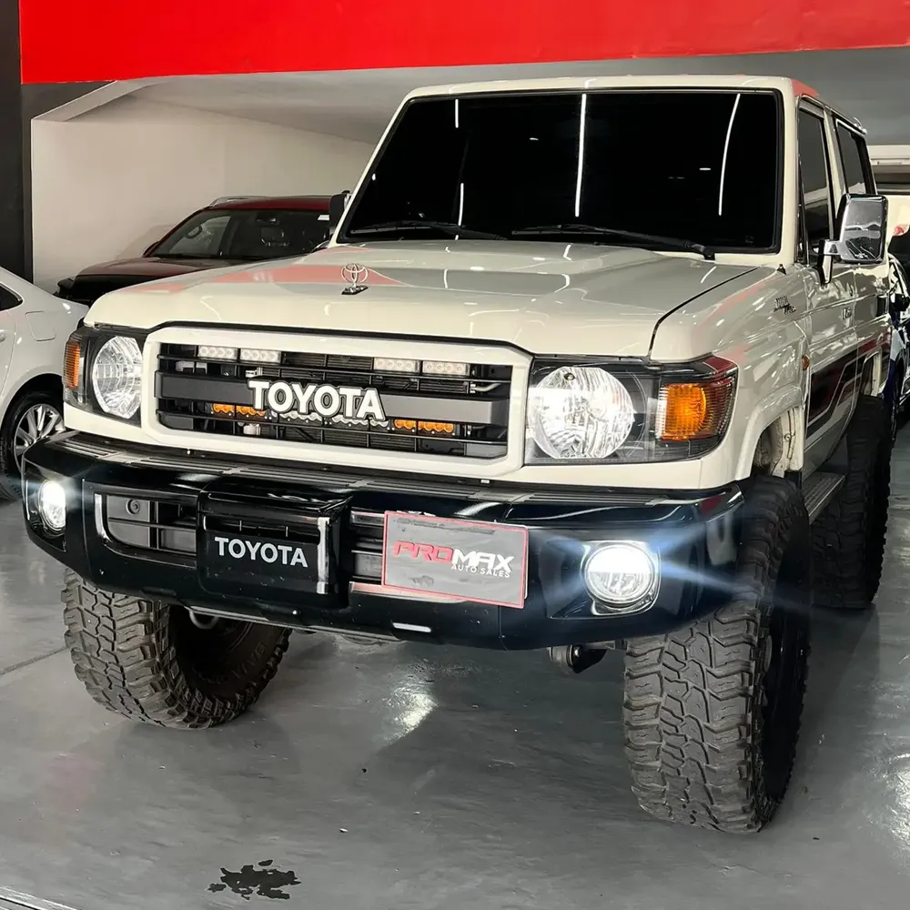 Toyota Land Cruiser 2012 Beige Caracas