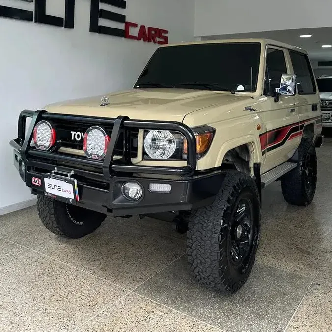 Toyota Land Cruiser 2012 Beige Caracas