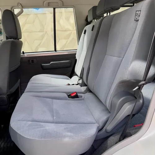 Toyota Land Cruiser 76 2026 Plateado Caracas