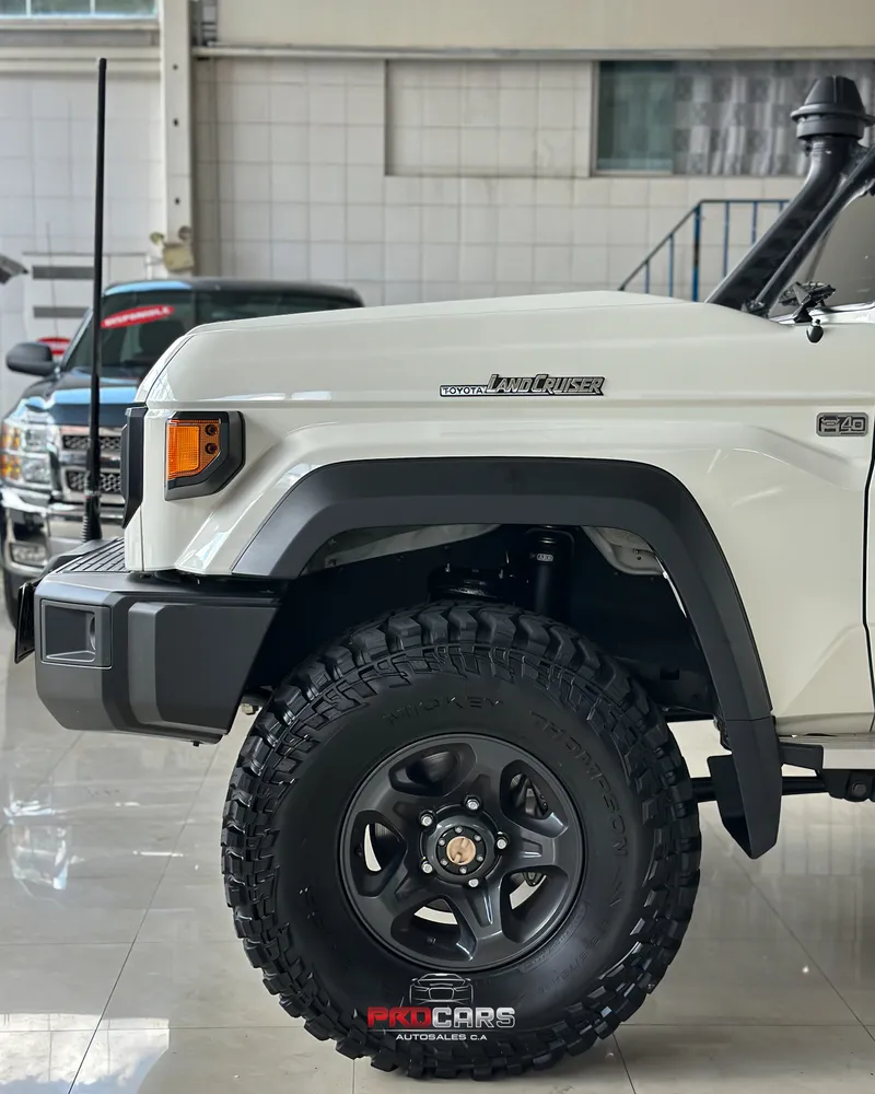 Toyota Land Cruiser 79 LX 2025 Blanco Caracas