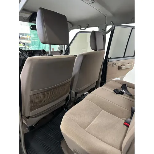 Toyota Land Cruiser 79 2025 Gris Caracas