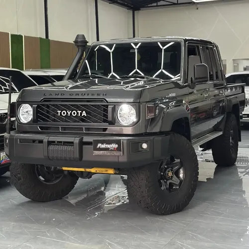 Toyota Land Cruiser 79 2025 Gris Caracas