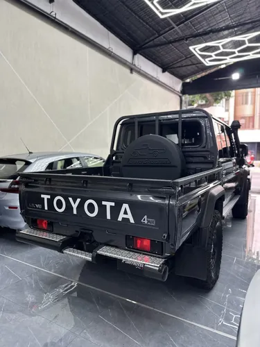 Toyota Land Cruiser 79 2025 Gris Caracas