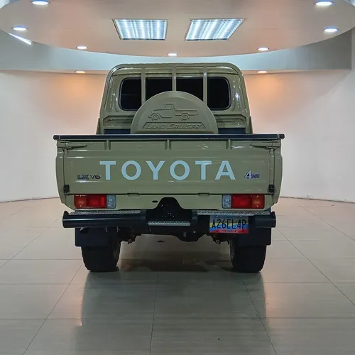 Toyota Land Cruiser 79 Hembrita 2025 Beige Caracas