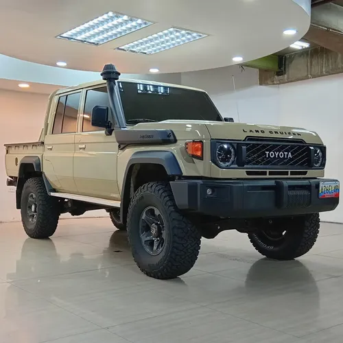 Toyota Land Cruiser 79 Hembrita 2025 Beige Caracas