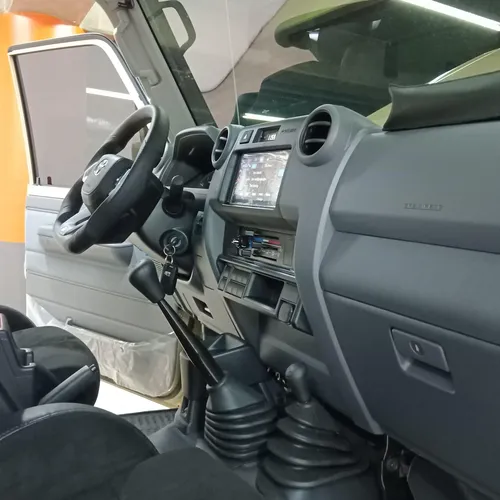 Toyota Land Cruiser 79 Hembrita 2025 Beige Caracas