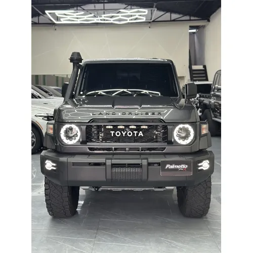 Toyota Land Cruiser 79 2024 Gris Caracas