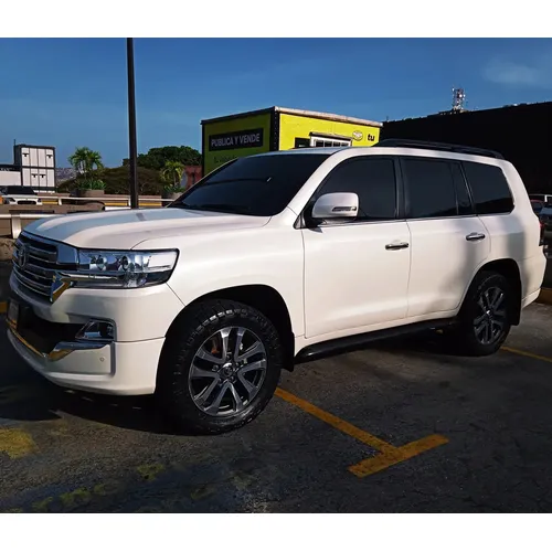 Toyota Land Cruiser URJ 200 2021 Blanco Caracas