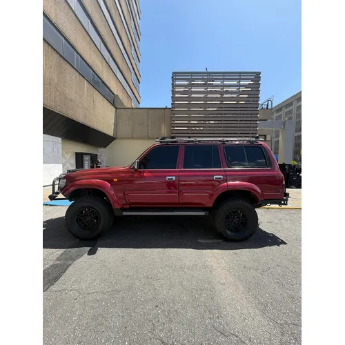 Toyota Land Cruiser Vx Burbuja