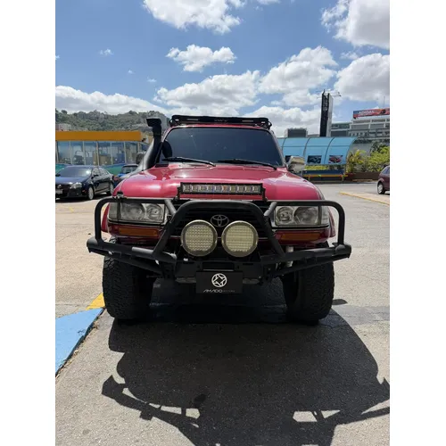 Toyota Land Cruiser Vx Burbuja