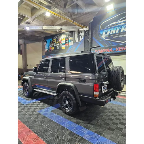 Toyota Land Cruiser Machito 2025 Gris Caracas