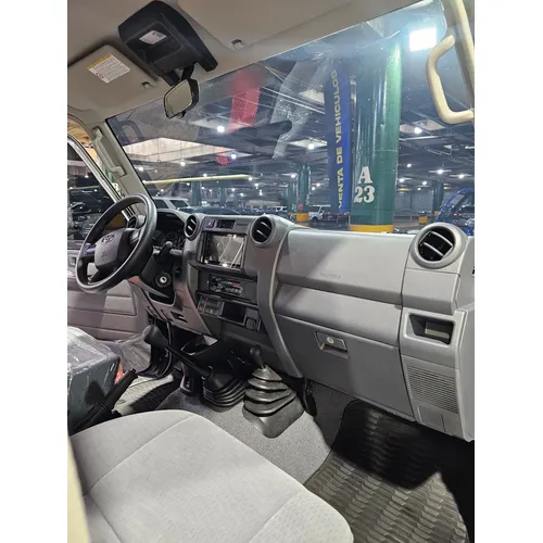 Toyota Land Cruiser Machito 2025 Gris Caracas