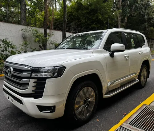 Toyota Lc 300 Gxr Nueva 2025