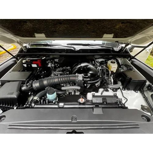 Toyota Land Cruiser 300 2025 Blanco Caracas