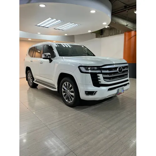 Toyota Land Cruiser 300 VX 2022 Blanco Caracas