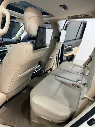 Toyota Land Cruiser 300 VX 2022 Blanco Caracas