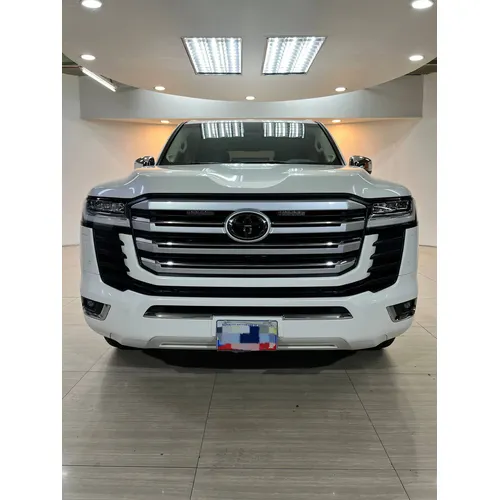 Toyota Land Cruiser 300 VX 2022 Blanco Caracas
