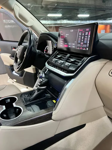 Toyota Land Cruiser 300 VX 2022 Blanco Caracas