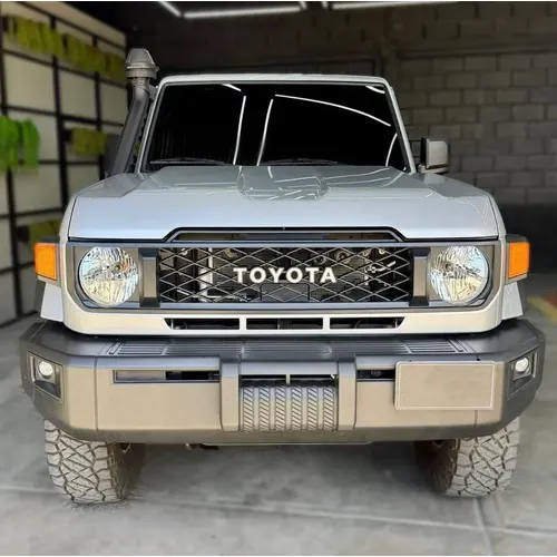 Toyota Land Cruiser 79 2026 Plateado San Antonio