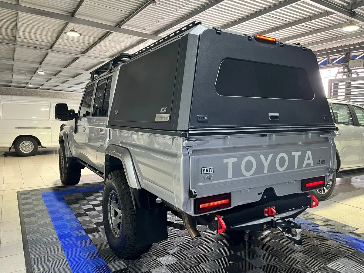 Toyota Land Cruiser 79 Hembrita 2024 Plateado Caracas