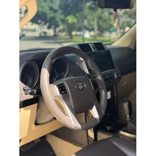 Toyota Land Cruiser Prado EX.R 2014 Plateado Caracas