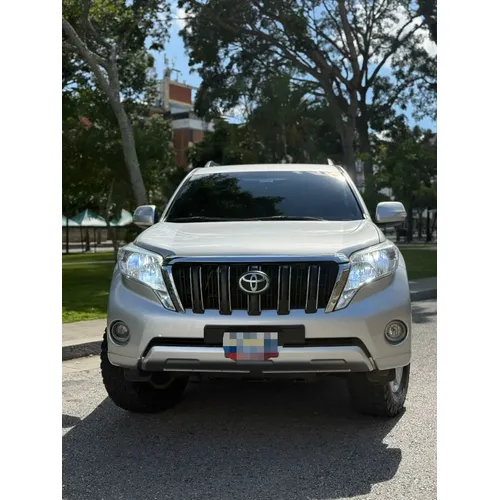 Toyota Land Cruiser Prado EX.R 2014 Plateado Caracas