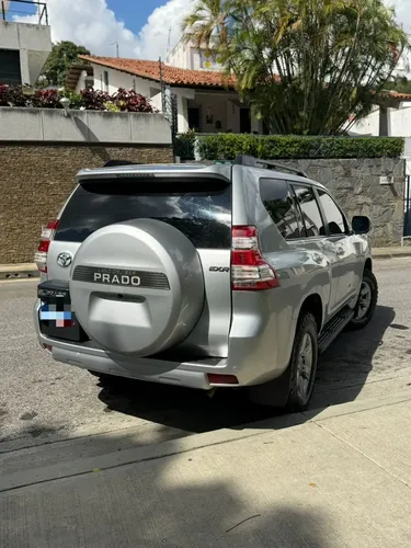Toyota Land Cruiser Prado EX.R 2014 Plateado Caracas