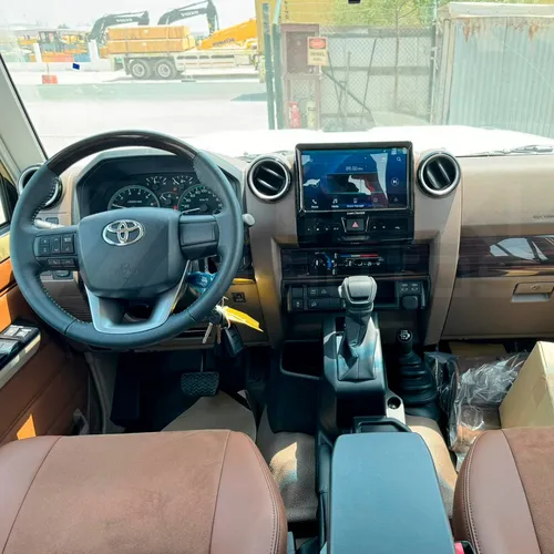 Toyota Land Cruiser 79 Hembrita LX 2025 Dorado Caracas