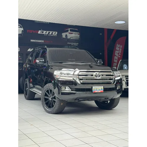 Toyota Land Cruiser 200 2016 Negro Caracas