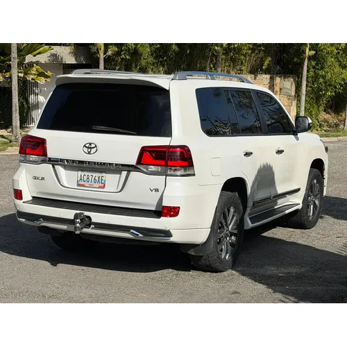 Toyota Land Cruiser 200 2018 Blanco Caracas