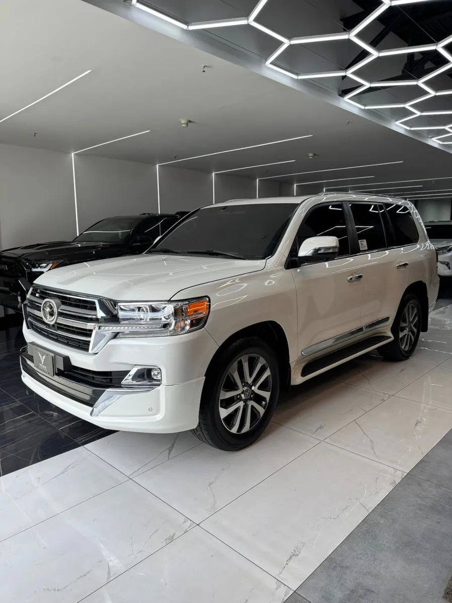 Toyota Land Cruiser 200 VX 2019 Blanco Caracas