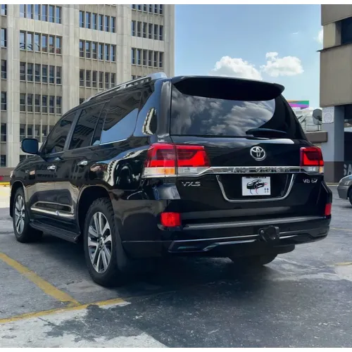 Toyota Land Cruiser 200 2017 Negro Caracas