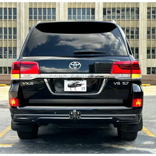 Toyota Land Cruiser 200 2017 Negro Caracas