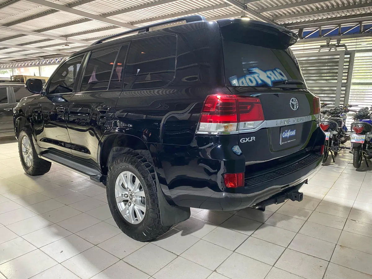 Toyota Land Cruiser 200 GXR 2016 Negro Caracas