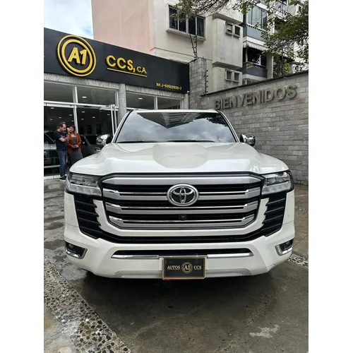 Toyota Land Cruiser 300 2023 Blanco Caracas